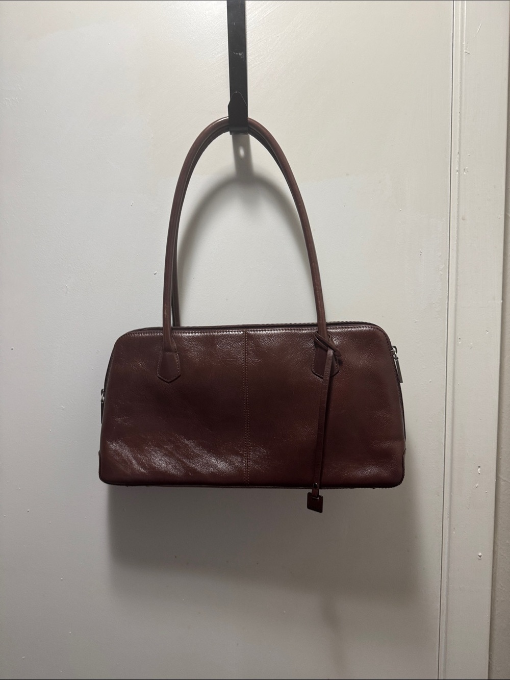 HOBO Leather Shoulder Bag in Dark Brown(13)